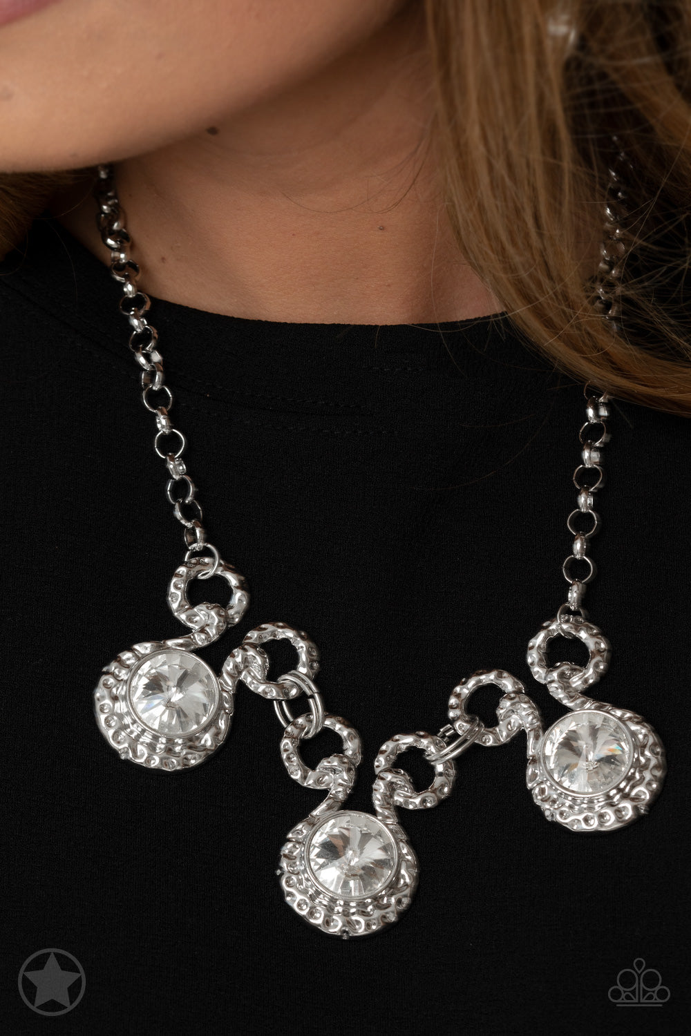 Hypnotized - Silver Necklace Set